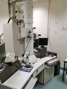 Image of JEOL JEM2011 Transmission Electron Microscope TEM with CCD Camera & EDX S/R
