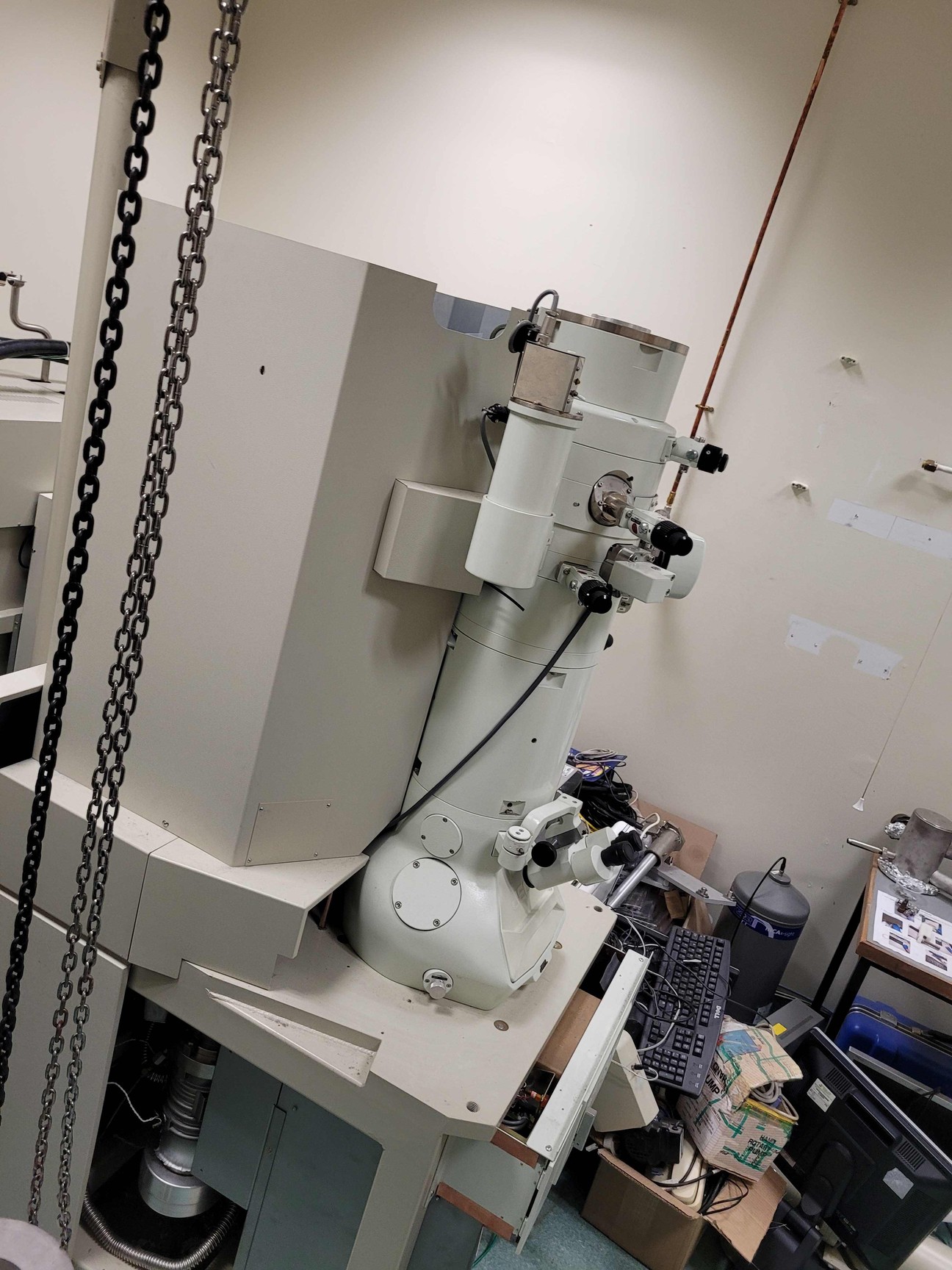 Image of JEOL JEM2011 Transmission Electron Microscope TEM with CCD Camera & EDX S/R