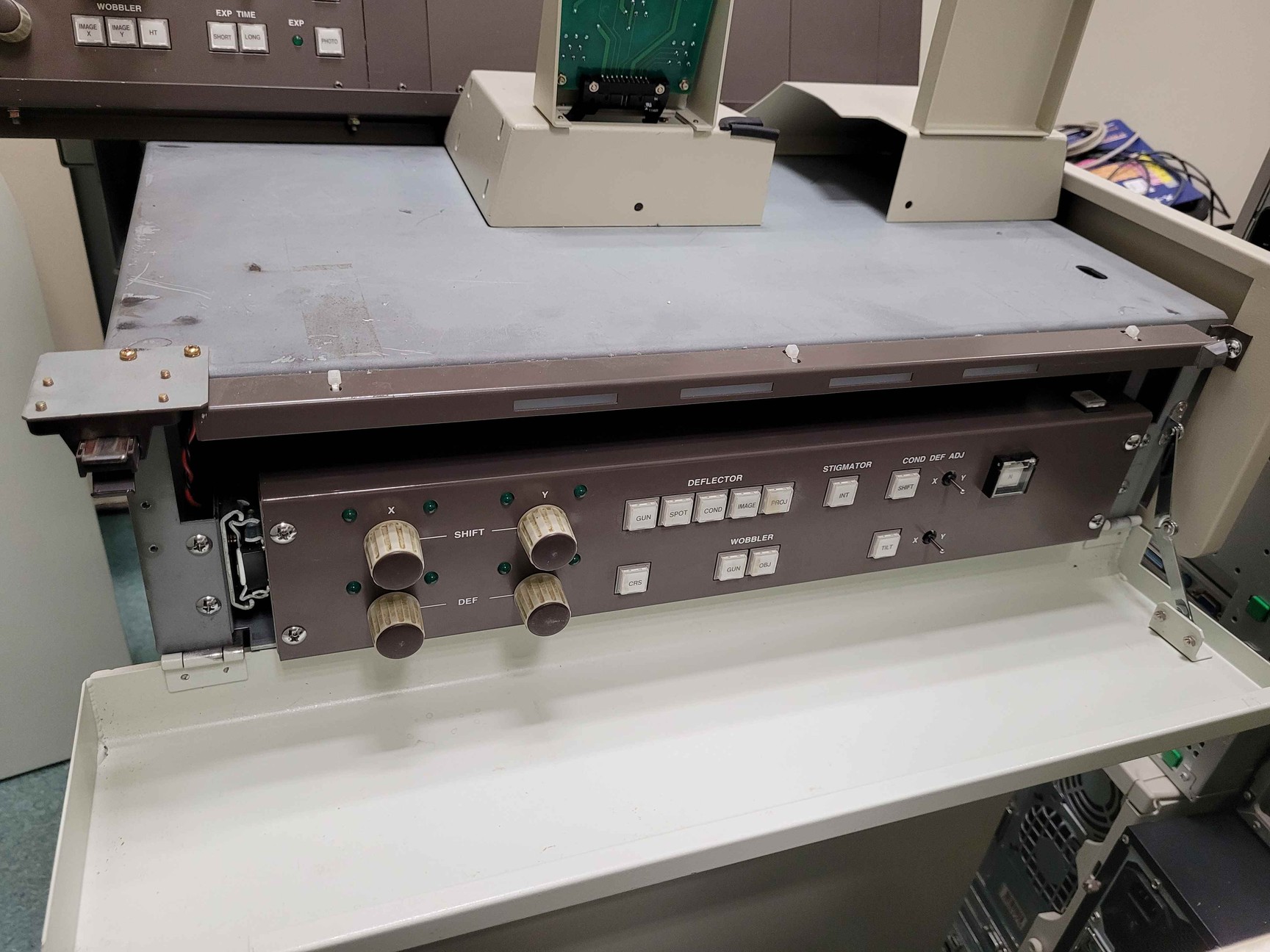 Image of JEOL JEM2011 Transmission Electron Microscope TEM with CCD Camera & EDX S/R