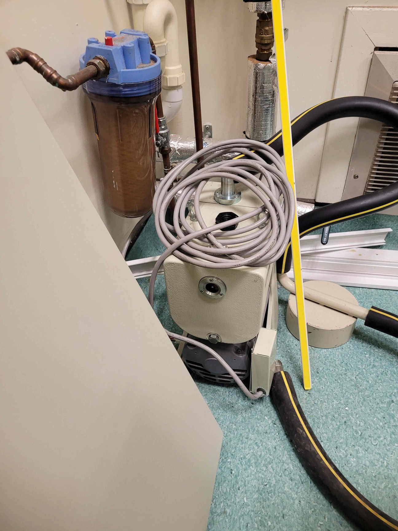 Image of JEOL JEM2011 Transmission Electron Microscope TEM with CCD Camera & EDX S/R