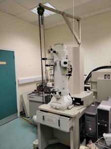 Thumbnail image of JEOL JEM2011 Transmission Electron Microscope TEM with CCD Camera & EDX S/R