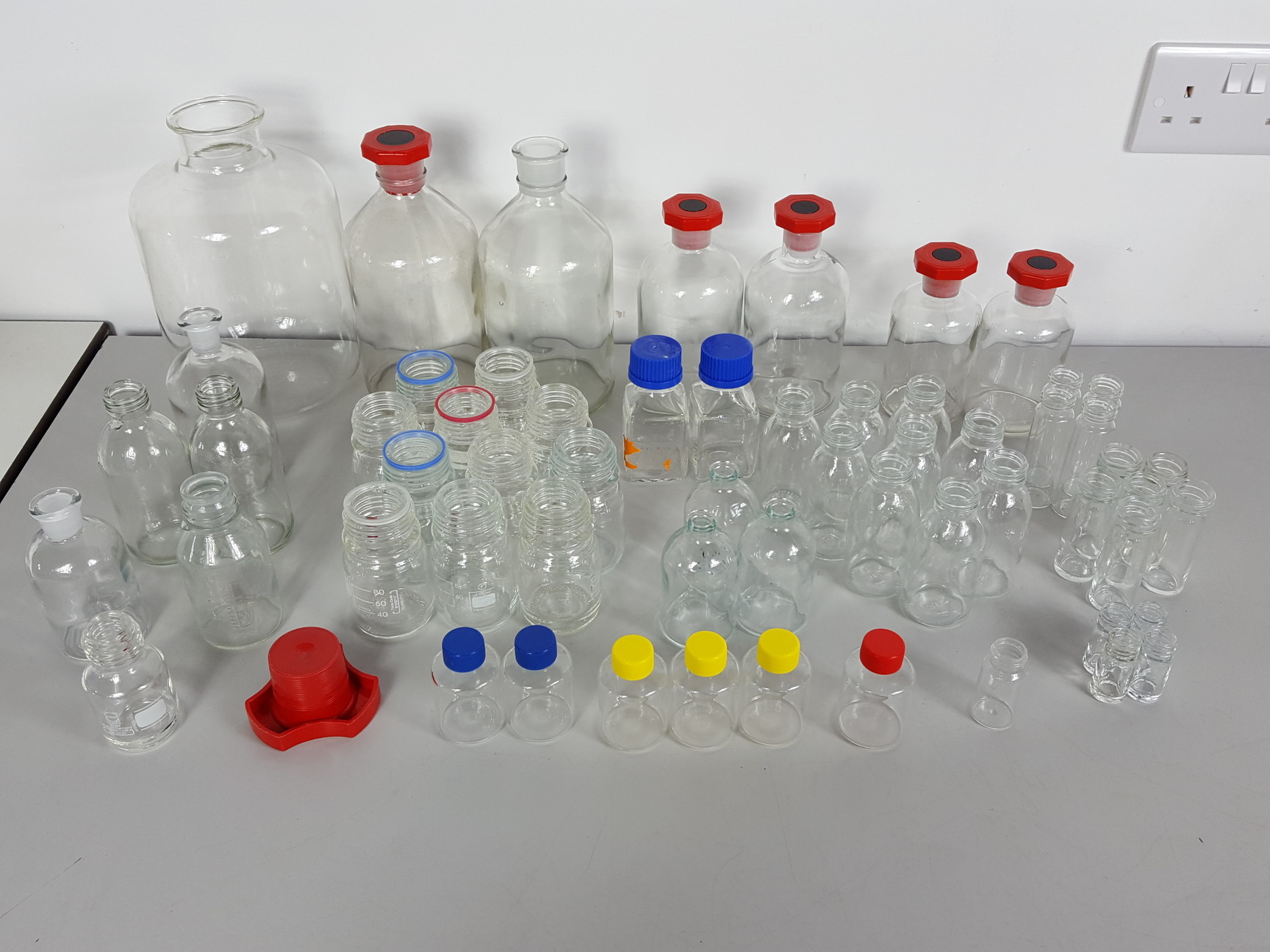 Image of Large Lot of Laboratory Glassware - Duran Bottles, Beakers, Flasks, Tubes 
