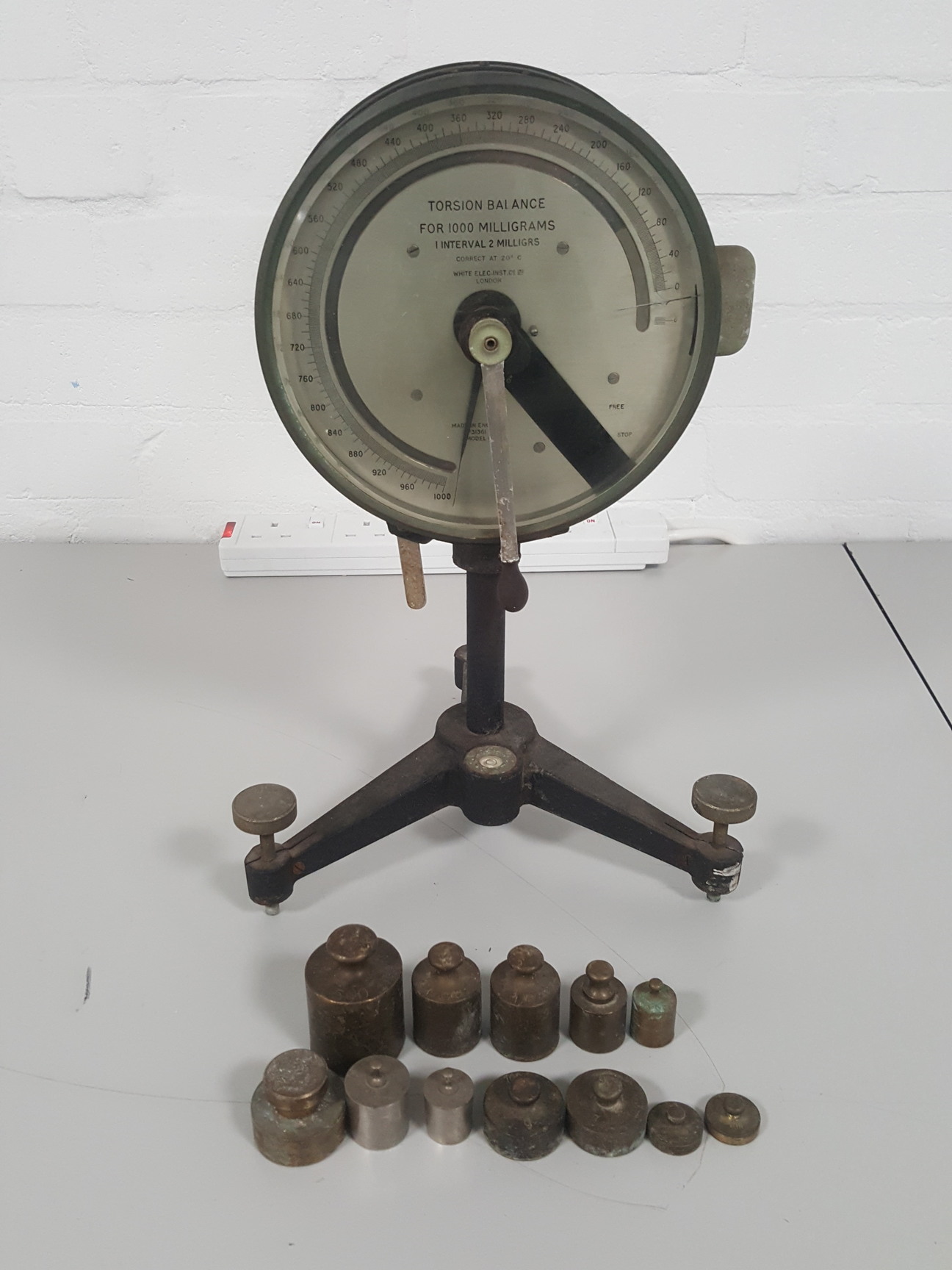 Image of Lot of Analytical Laboratory Balances and Scales Lab