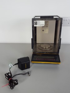 Thumbnail image of Lot of Analytical Laboratory Balances and Scales Lab