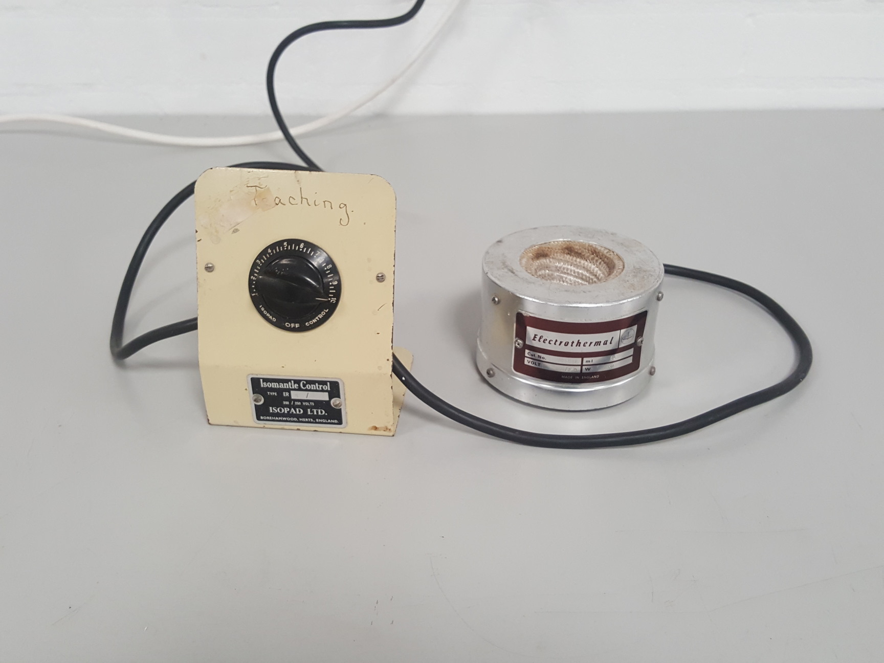 Image of Lot of Laboratory Heating Mantles - Electrothermal, Thermo, Fisher, Isopad  Lab