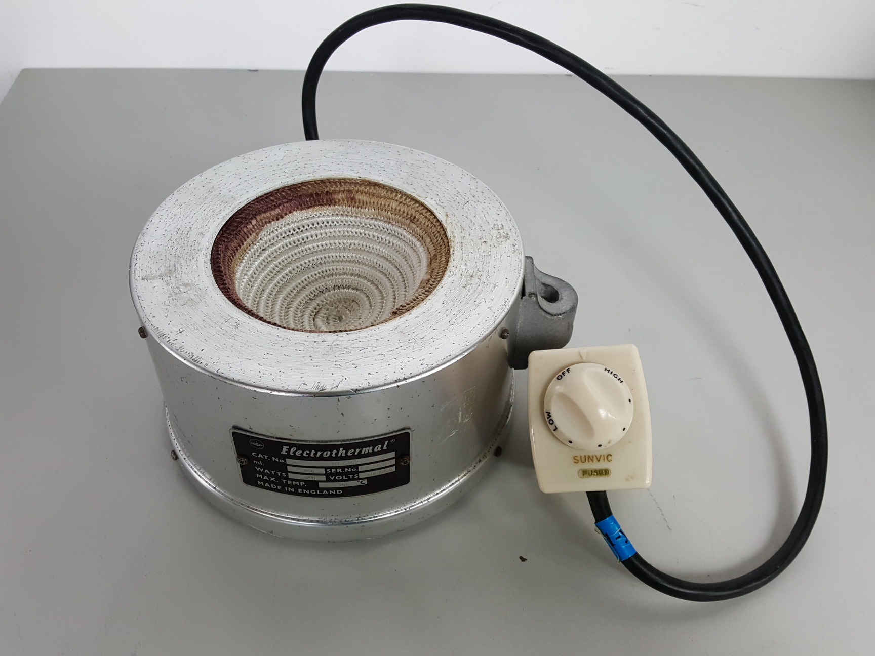 Image of Lot of Laboratory Heating Mantles - Electrothermal, Thermo, Fisher, Isopad  Lab