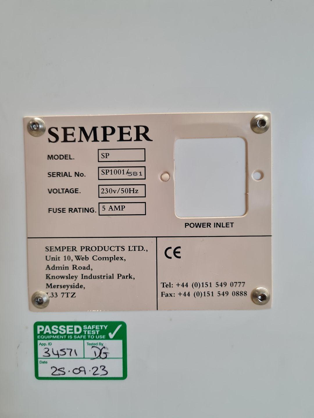 Image of Semper Filtration Fume Cupboard & Washing Facility Lab
