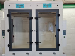 Thumbnail image of Semper Filtration Fume Cupboard & Washing Facility Lab