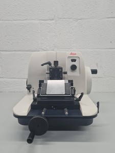 Thumbnail image of Leica Instruments Model RM2135 Rotary Microtome Lab