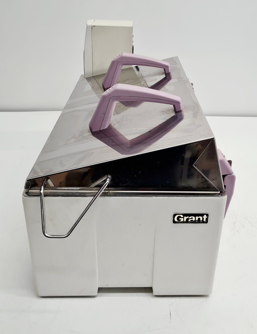 Image of Grant 38L Water Bath with GD120 Stirrer Heater GD120–S38 Lab