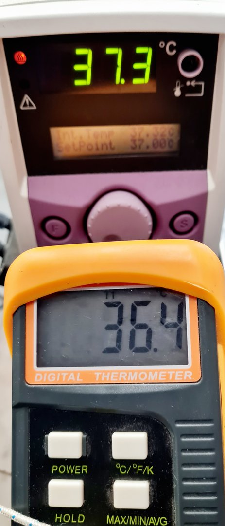 Image of Grant 38L Water Bath with GR150 Stirrer Heater Lab