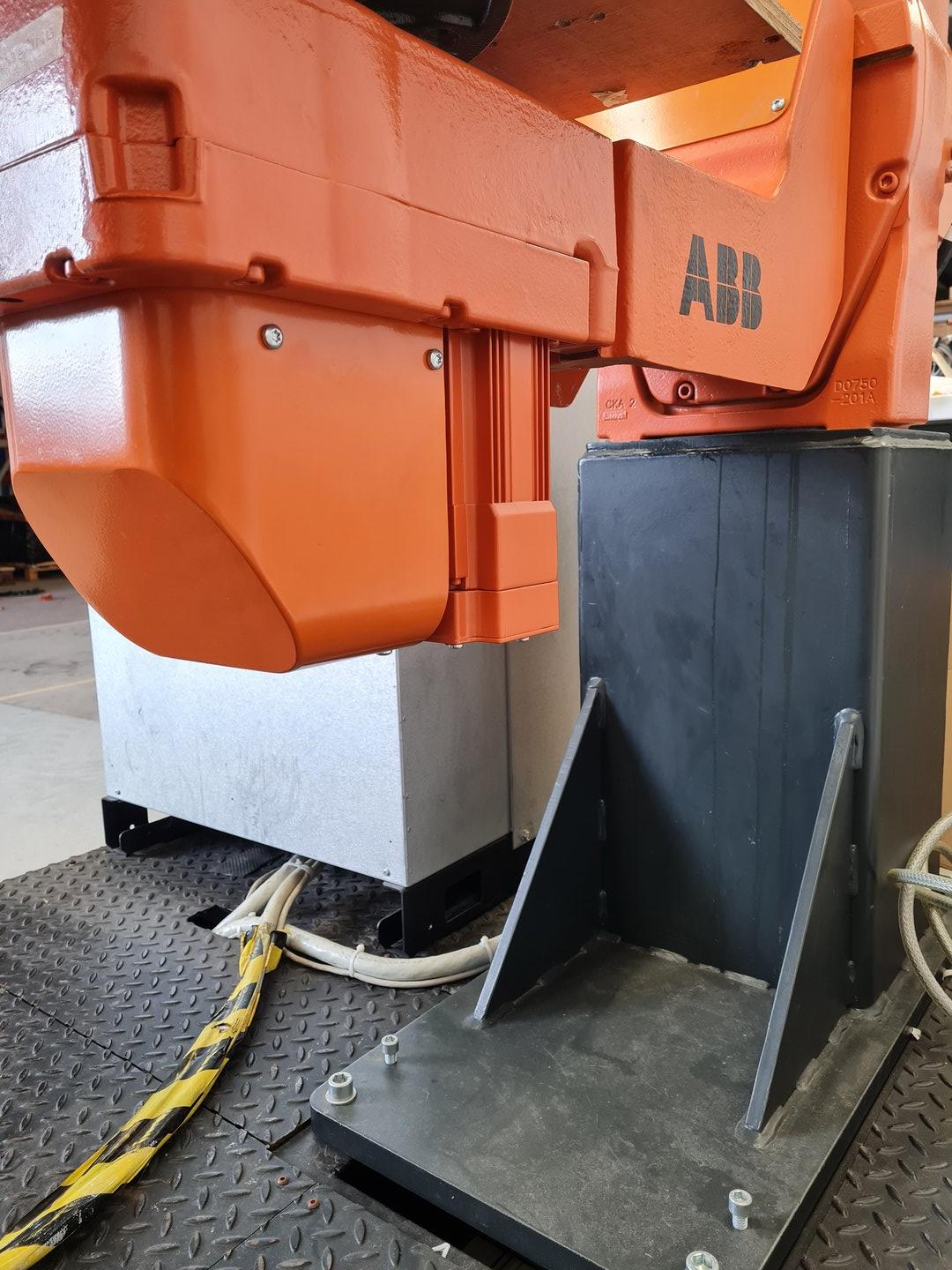 Image of ABB Type IRBP M2400 & ABB IRB 140 M2004 Industrial Robots with ABB IRC5 M2004