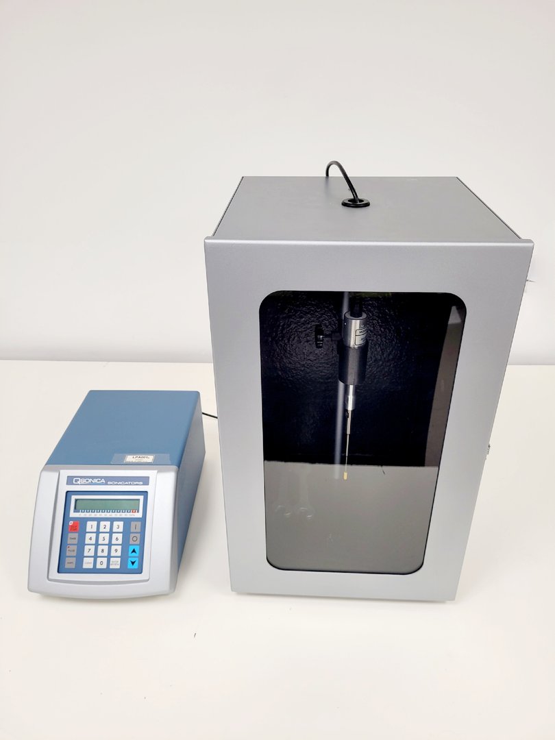 Image of Qsonica Q125 processor CL-18 Sonicator Probe and Sound-Dampening Enclosure