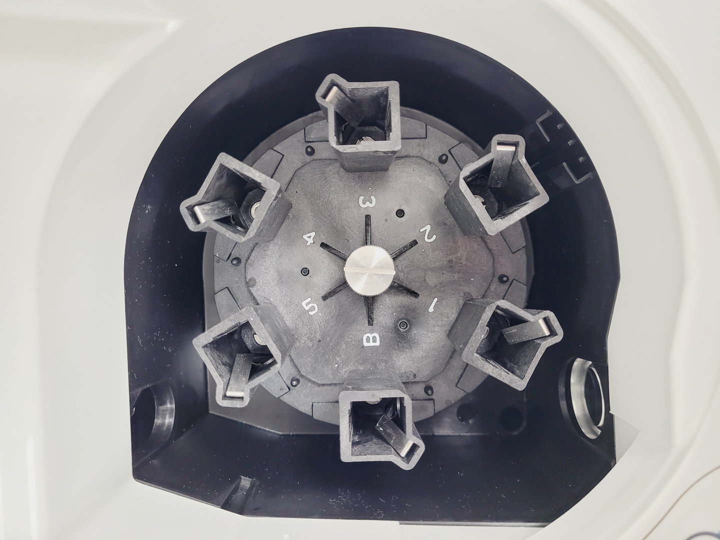 Image of Thermo Scientific GeneSys 10S-UV-VIS  Spectrophotometer