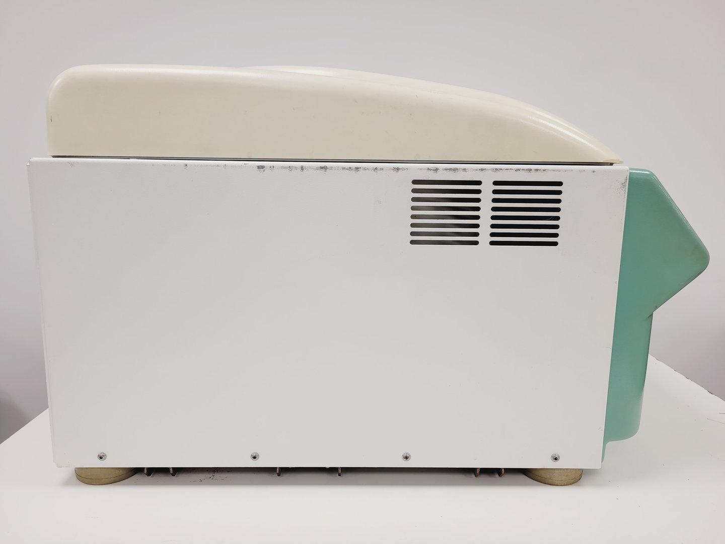 Image of Hettich Rotanta 460R Benchtop Centrifuge with 4500 RPM Rotor Lab Faulty