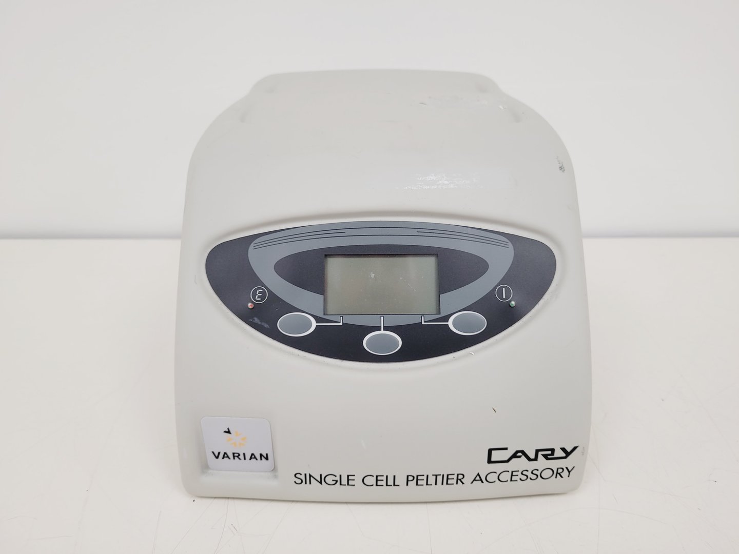 Image of Varian Cary Eclipse Fluorescence Spectrophotometer System Lab