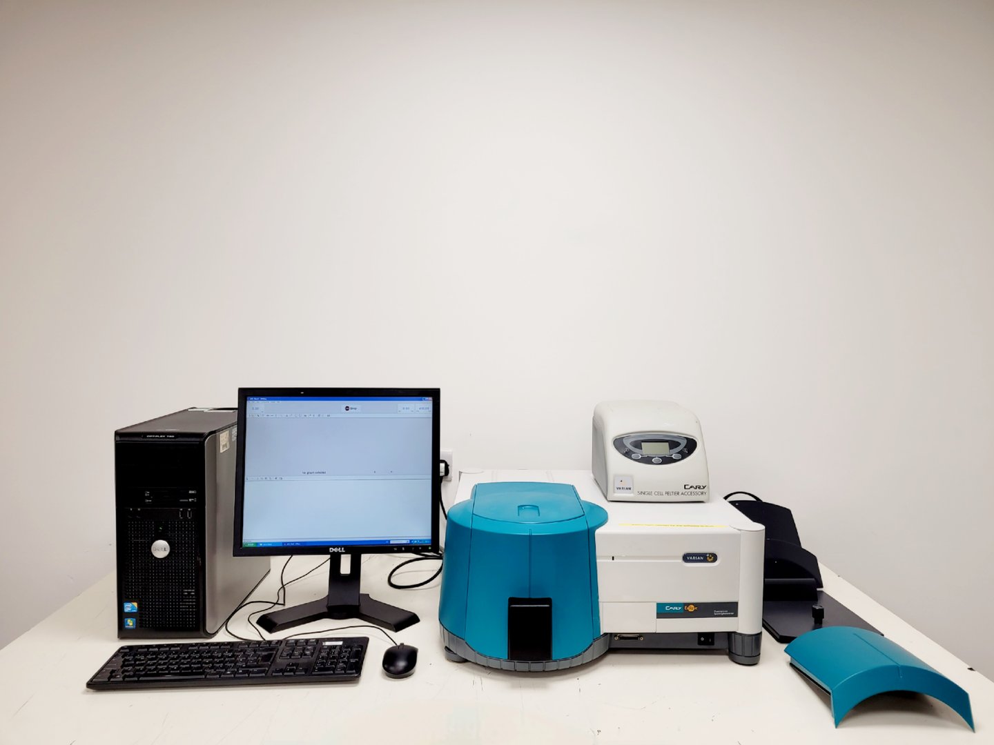Image of Varian Cary Eclipse Fluorescence Spectrophotometer System Lab