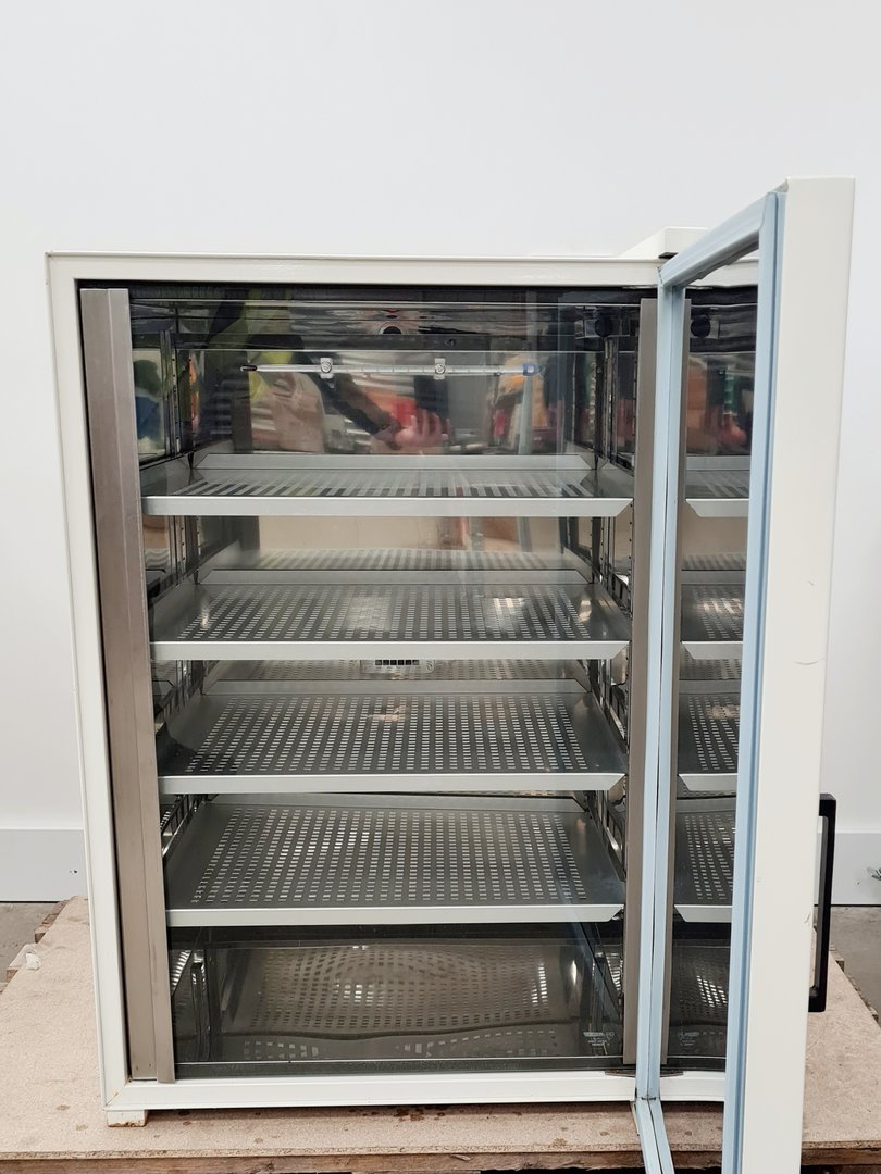 Image of LEEC Compact Laboratory Incubator Model - K2N Lab