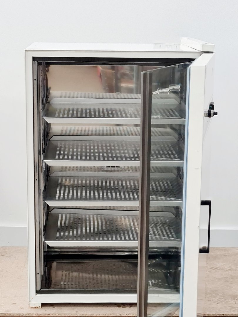 Image of LEEC Compact Laboratory Incubator Model - K2N Lab