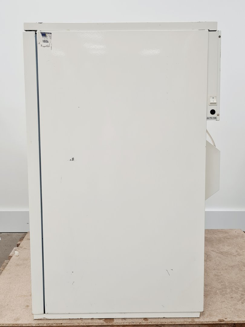 Image of LEEC Compact Laboratory Incubator Model - K2N Lab