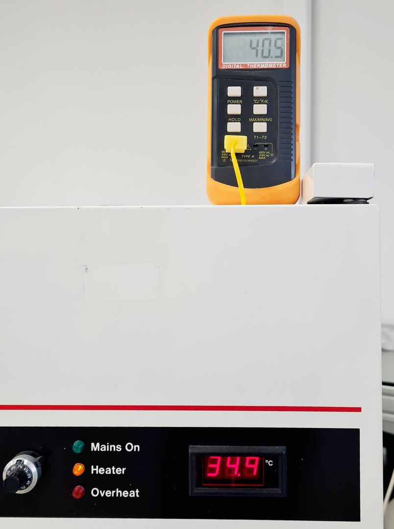 Image of LEEC Compact Laboratory Incubator Model - K2N Lab
