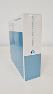 Thumbnail image of Molecular Devices SpectraMax M2E Microplate Reader with Software Lab
