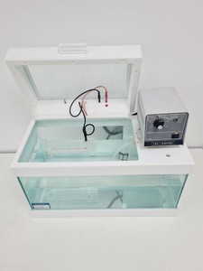 Thumbnail image of C.B.S. Scientific Model 71 Water Bath DGGE-2001 DGGE Electrophoresis System Lab