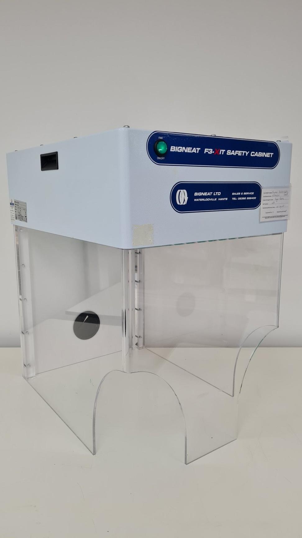 Image of BIGNEAT F3-XIT BPXS03/01A Powder Weighing Station Safety Cabinet Lab