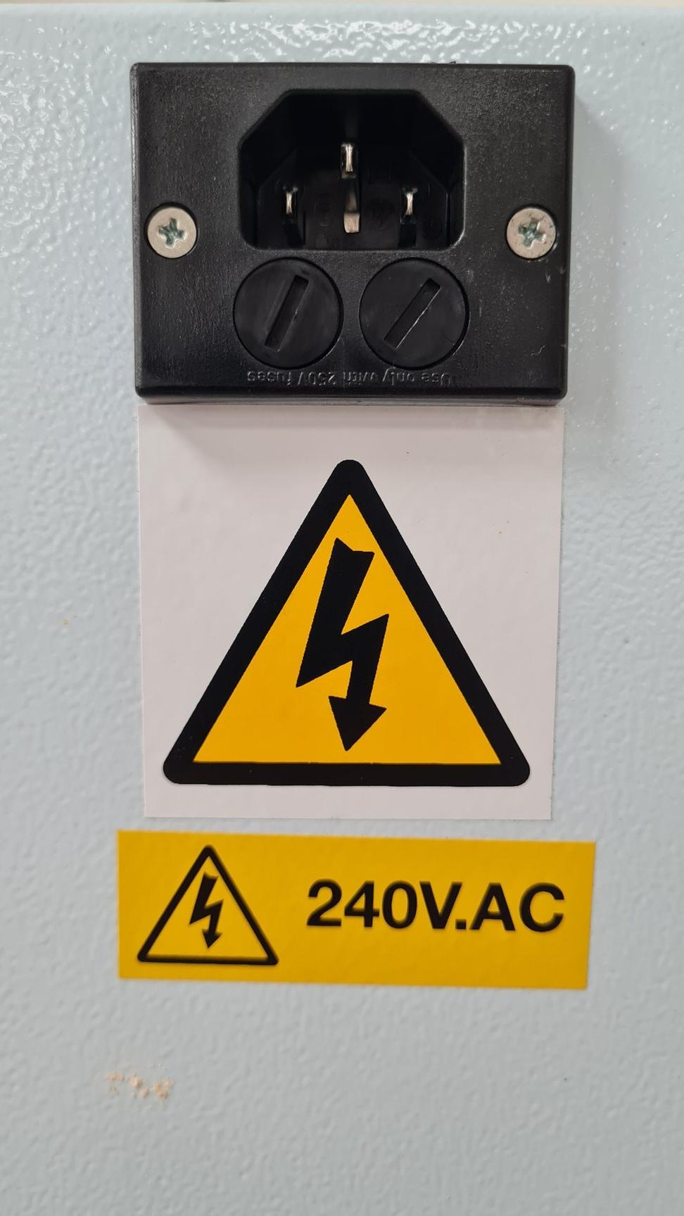 Image of BIGNEAT F3-XIT BPXS03/01A Powder Weighing Station Safety Cabinet Lab