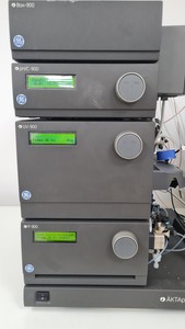 Thumbnail image of GE AKTA Purifier 10 FPLC System - FRAC-950 P-900, UV-900, pH/C-900, Box-900 Lab