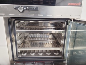 Thumbnail image of Memmert INB 200 Laboratory Incubator Lab