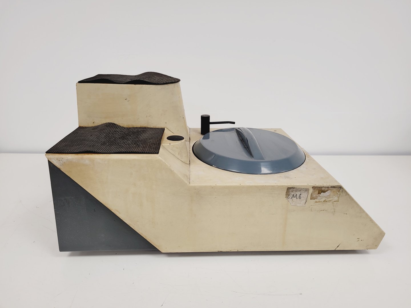 Image of Struers LaboPol-1 Polishing Machine Lab