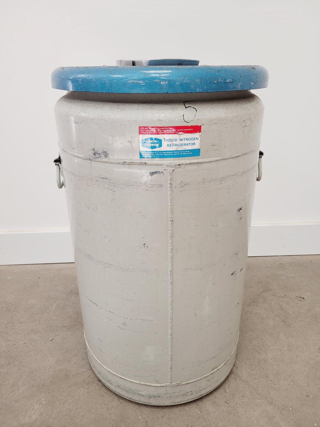 Image of Union Carbide Liquid Nitrogen Dewar Lab