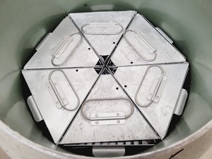 Thumbnail image of Union Carbide Liquid Nitrogen Dewar Lab