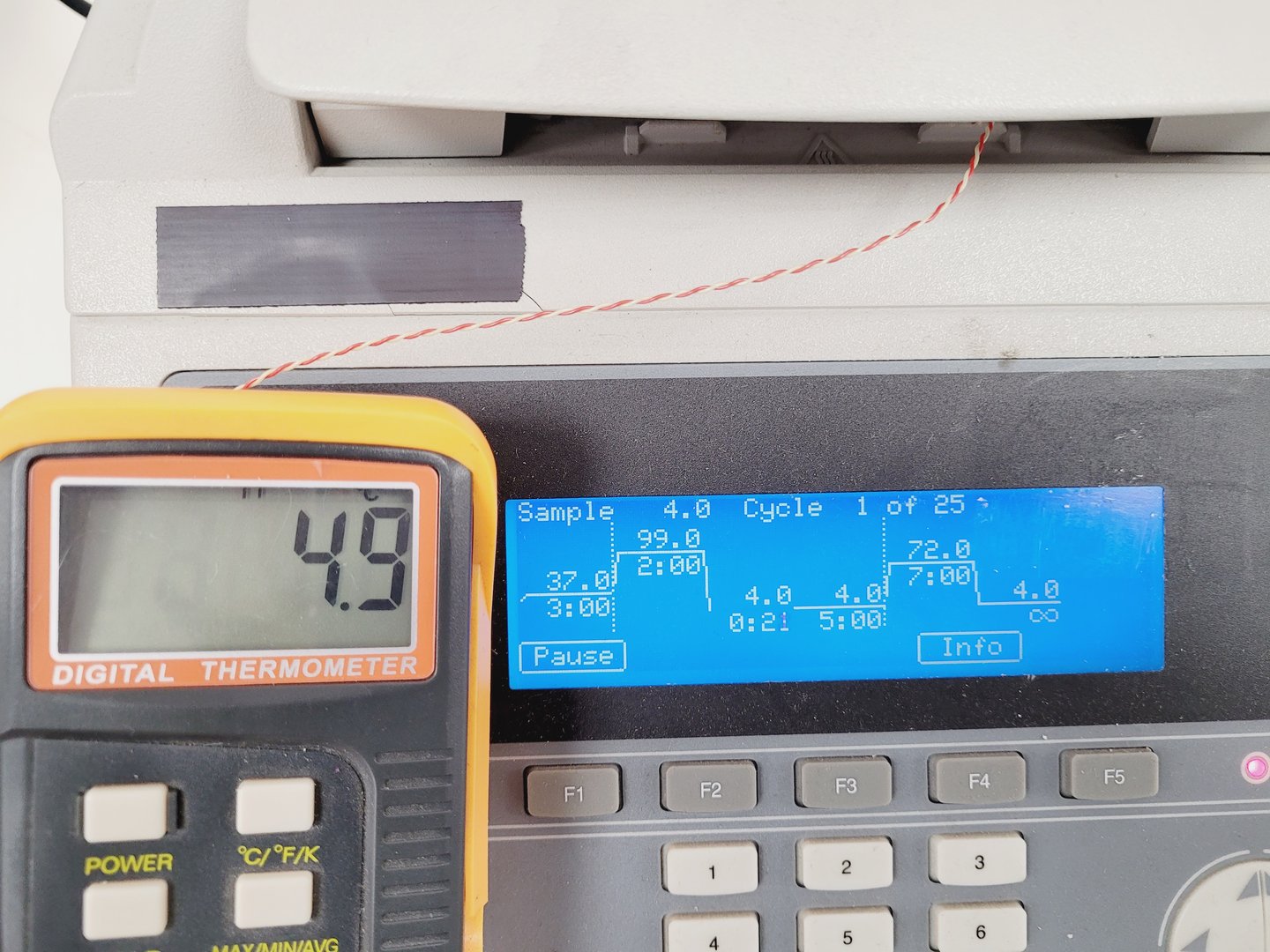 Image of Applied Biosystems GeneAmp PCR System 9700 96 x 0.2ml Lab