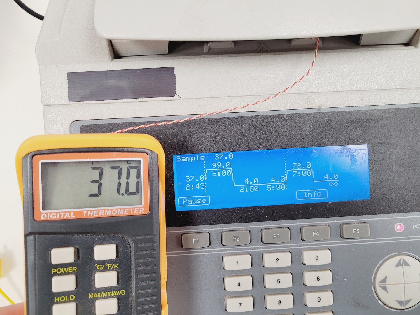 Image of Applied Biosystems GeneAmp PCR System 9700 96 x 0.2ml Lab