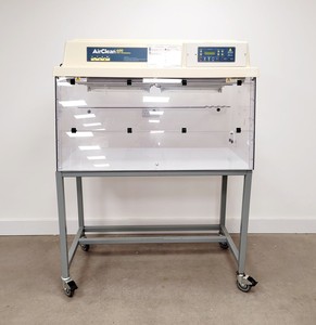 Thumbnail image of Star Lab AirClean 600 PCR Workstation & Stand Lab