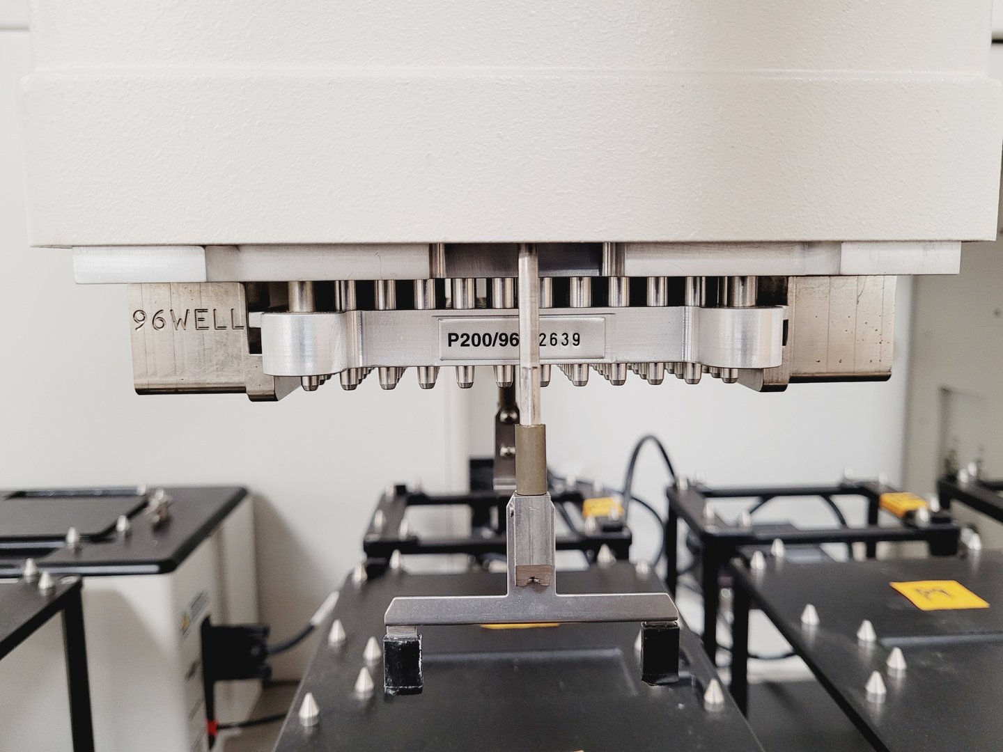 Beckman Coulter Biomek FX Robotic Automated Liquid Handling System Lab