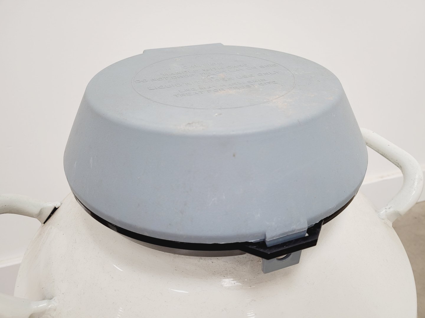 Image of Thermo Forma 8037  Liquid Nitrogen Dewar Tank Lab