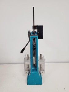 Thumbnail image of Mader Pressen Toggle Hand Press EP 500-40 DP HS