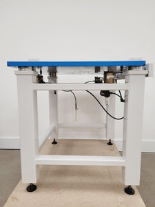 Thumbnail image of Fabreeka Vibration Isolation Table 92x80x81cm LWH Lab