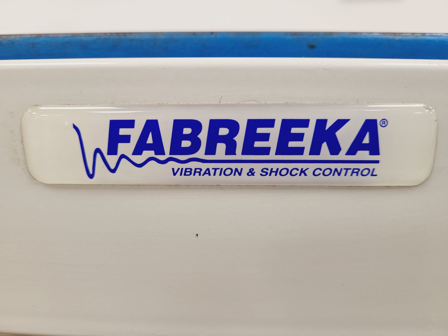 Image of Fabreeka Vibration Isolation Optics Table 92x80x81cm LWH Lab