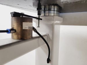 Thumbnail image of Fabreeka Vibration Isolation Optics Table 92x80x81cm LWH Lab