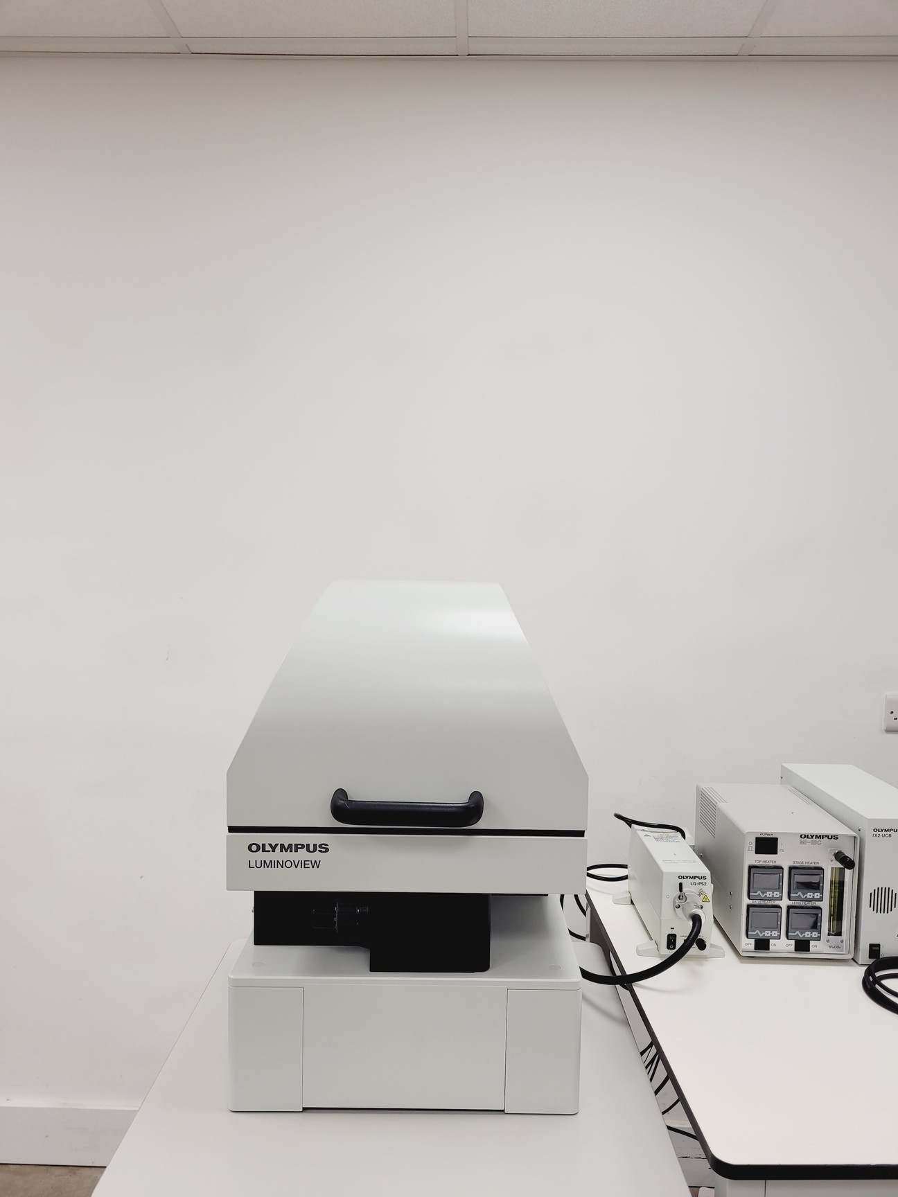 Image of Olympus LV200F - LuminoView Bioluminescence Microscope System Lab