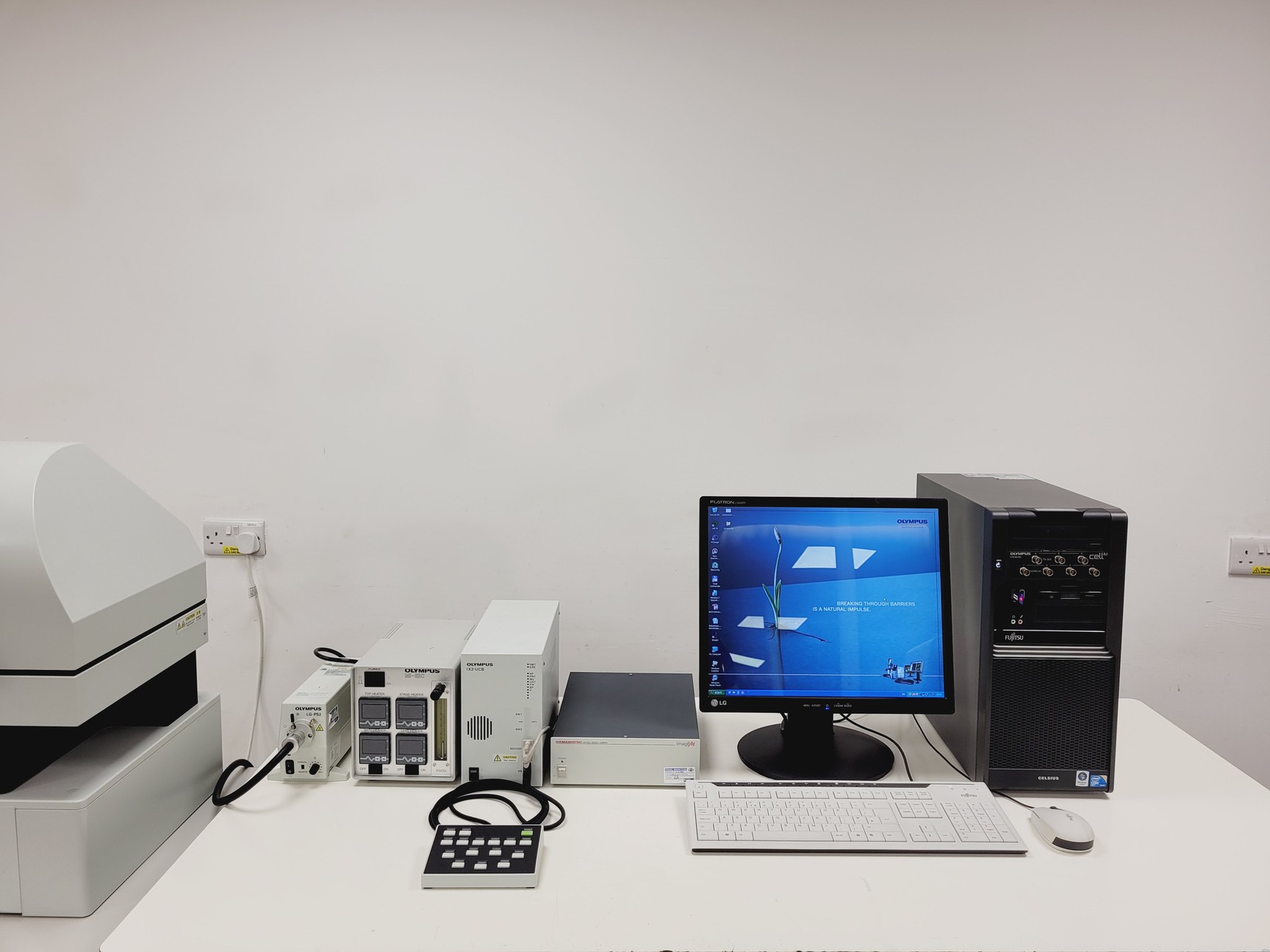 Image of Olympus LV200F - LuminoView Bioluminescence Microscope System Lab