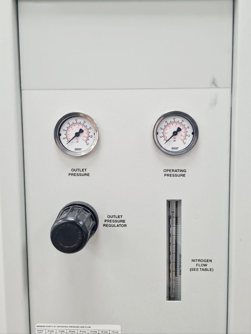Image of Agilent N2-14-K727 5183-2003 Nitrogen Gas Generator Lab