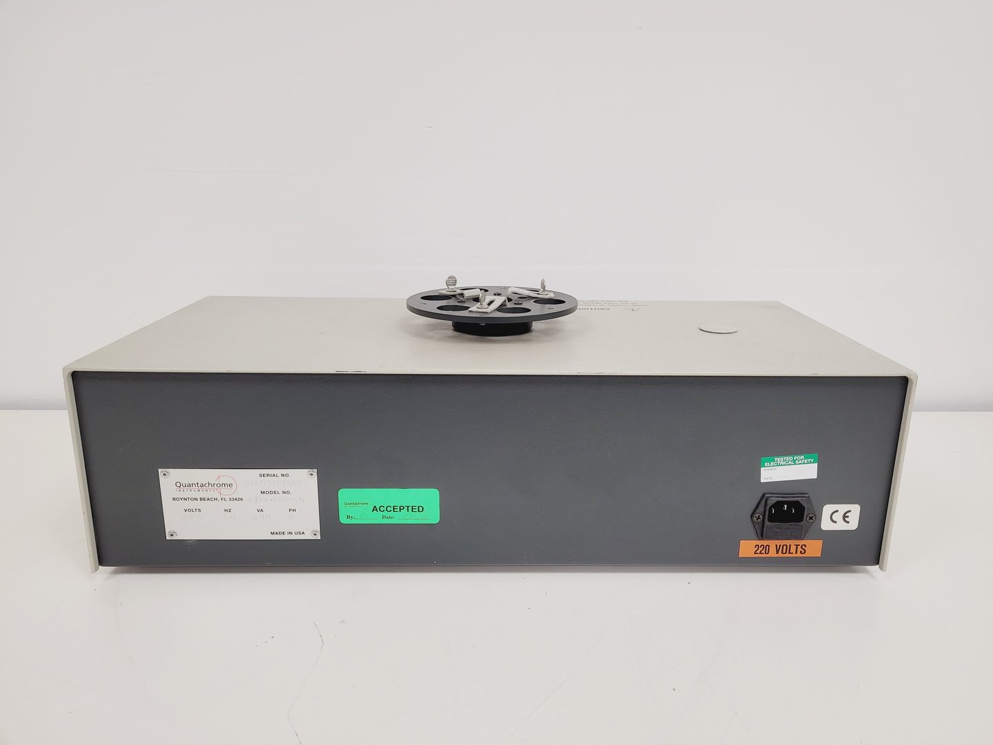 Image of Quantachrome Instruments Autotap Tap Density Analyzer AT.4.220.50 Lab