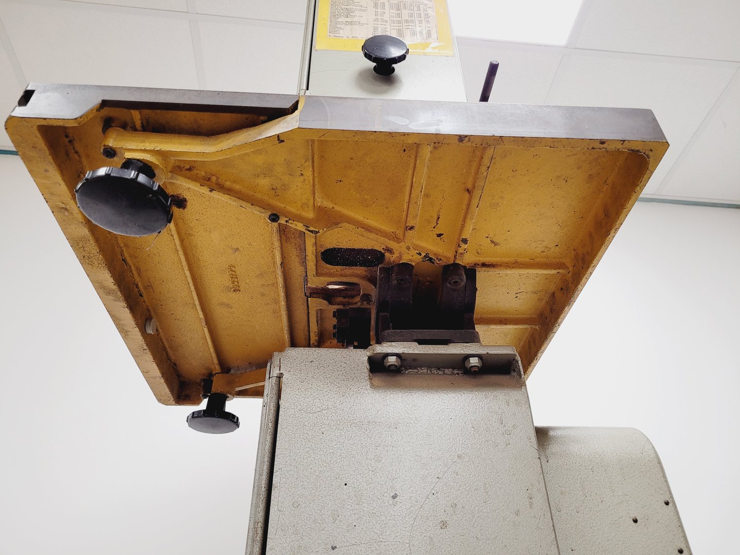 Image of Startrite 18-T-10 Vertical Bandsaw