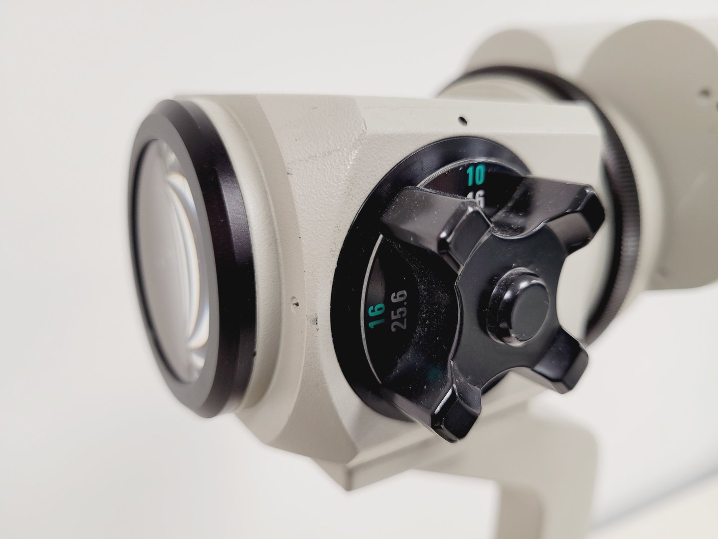 Image of Topcon SL-2E Slit Lamp with Topcon ATE-600 Table/Stand Lab