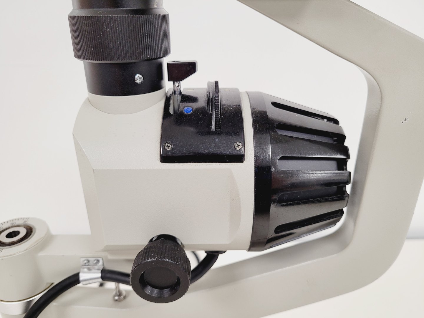 Image of Topcon SL-2E Slit Lamp with Topcon ATE-600 Table/Stand Lab